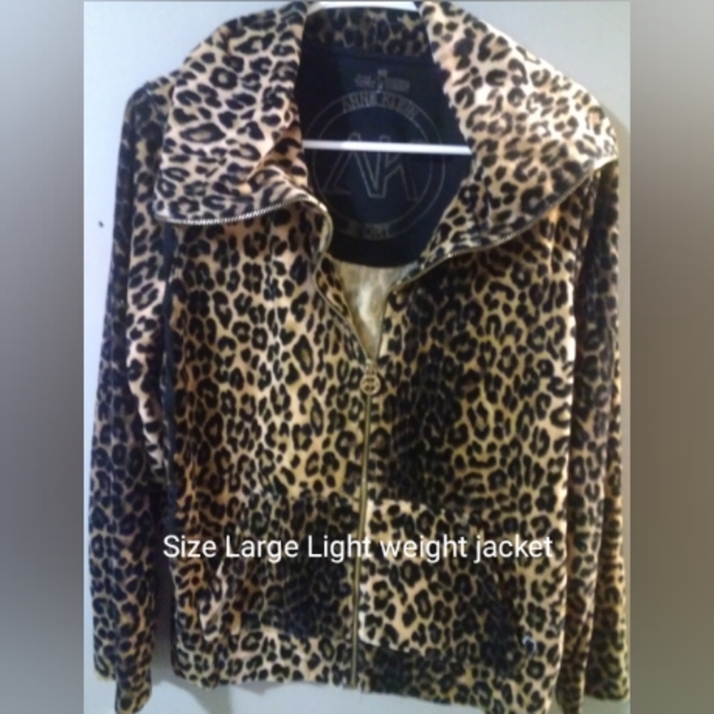 Light weight jacket or sweat shirt